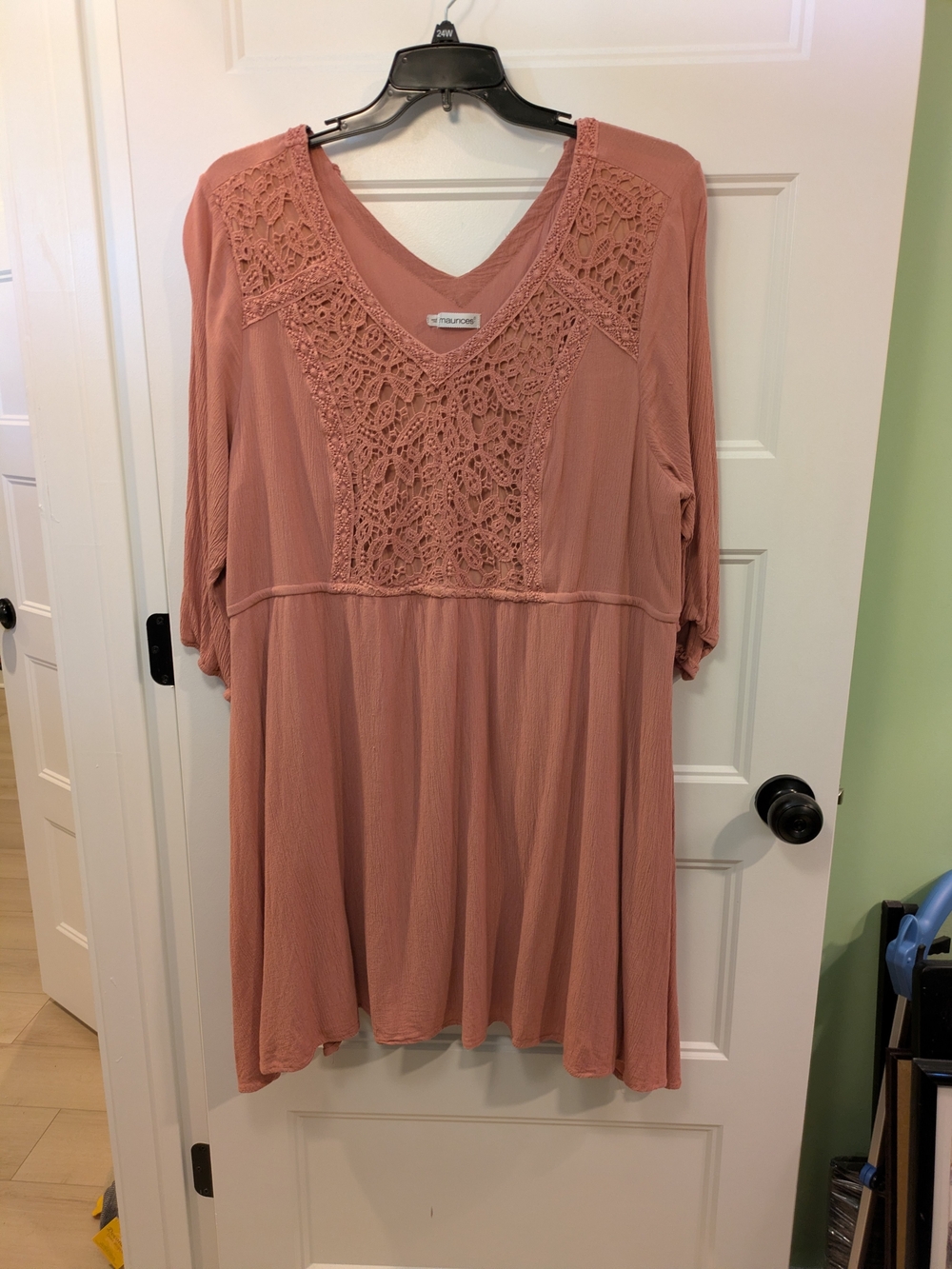 Flowy Lace-Trim V-Neck Women’s dress - Dusty Rose